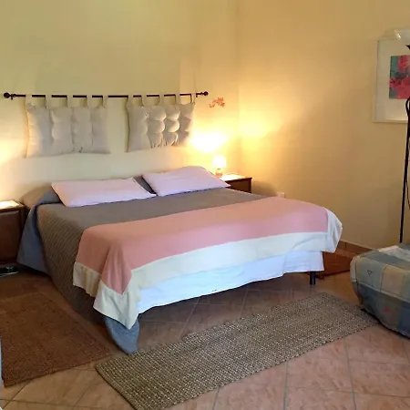 With 2 Bedrooms In With Private Pool Furnished Terrace And Wifi Appartement *